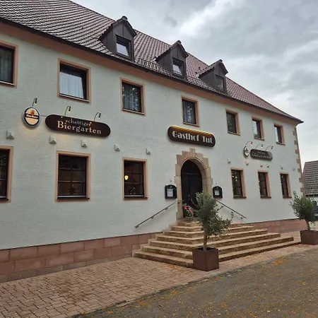 Tut Inn